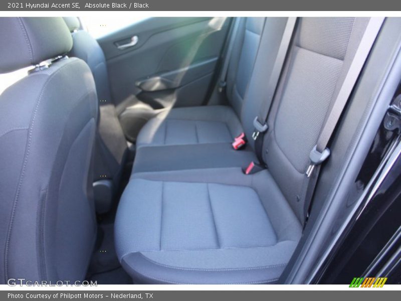 Absolute Black / Black 2021 Hyundai Accent SE