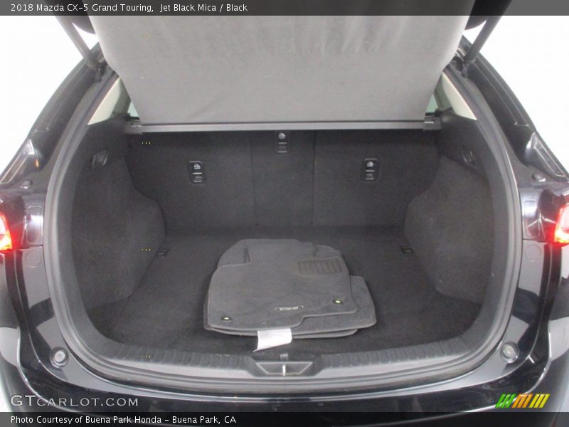 Jet Black Mica / Black 2018 Mazda CX-5 Grand Touring