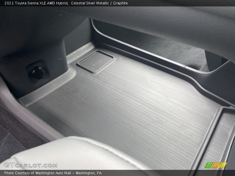 Celestial Silver Metallic / Graphite 2021 Toyota Sienna XLE AWD Hybrid