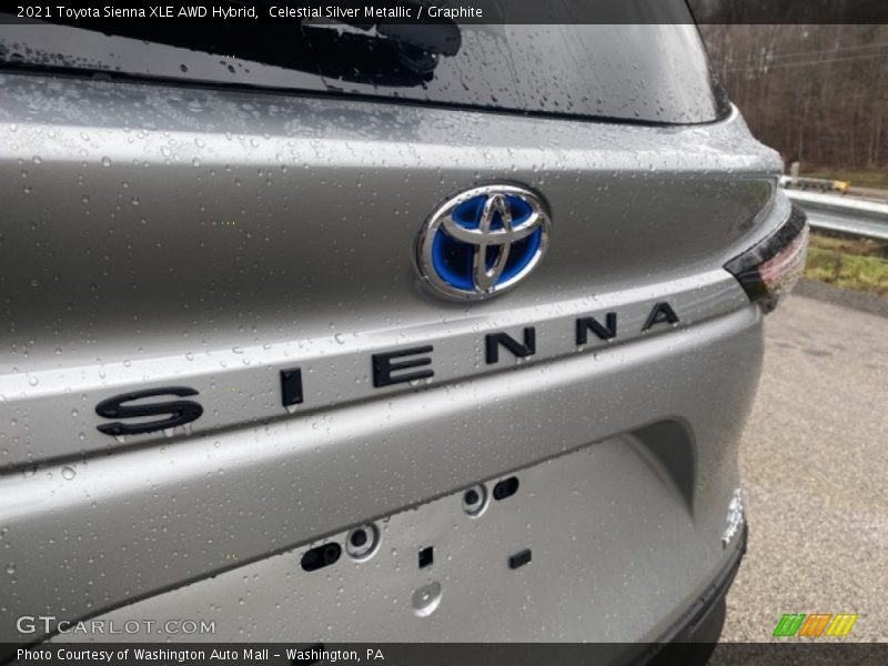 Celestial Silver Metallic / Graphite 2021 Toyota Sienna XLE AWD Hybrid