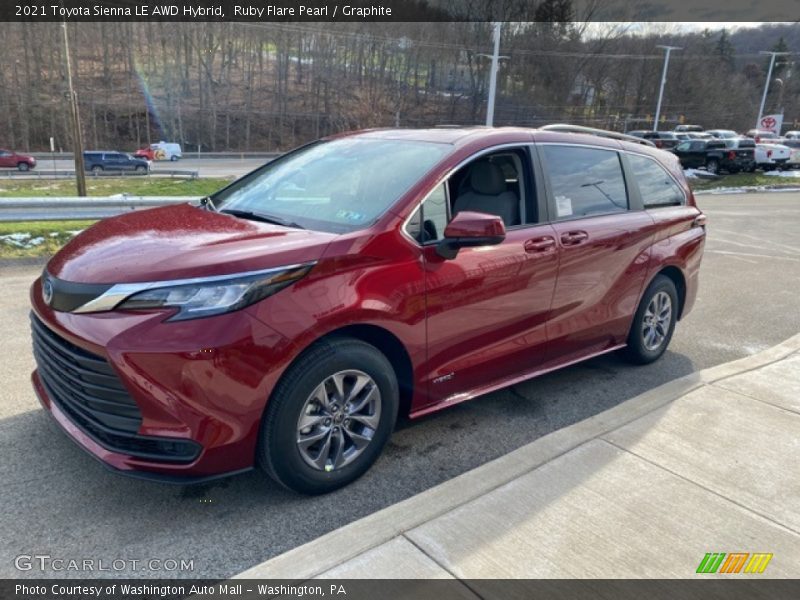 Ruby Flare Pearl / Graphite 2021 Toyota Sienna LE AWD Hybrid