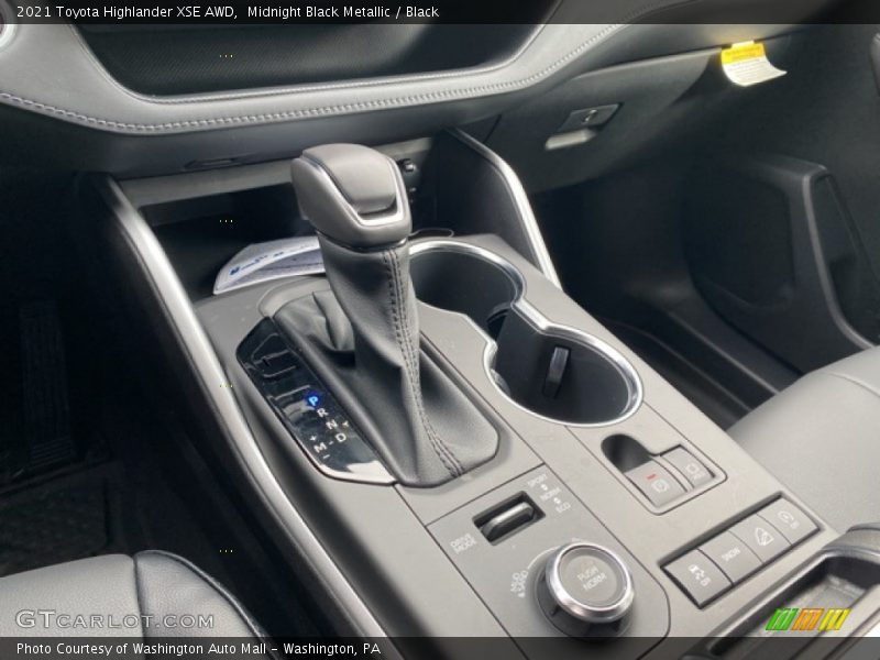  2021 Highlander XSE AWD 8 Speed Automatic Shifter