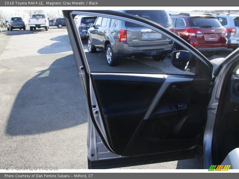 Magnetic Gray Metallic / Black 2018 Toyota RAV4 LE