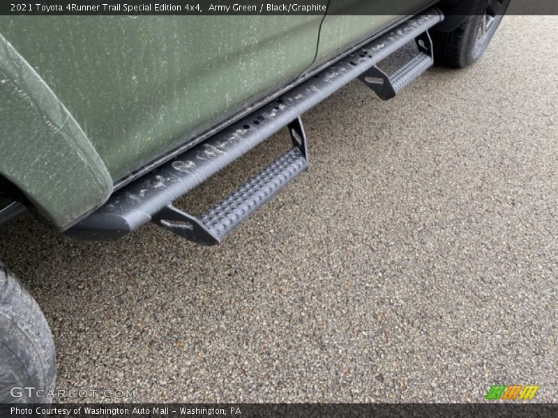 Army Green / Black/Graphite 2021 Toyota 4Runner Trail Special Edition 4x4