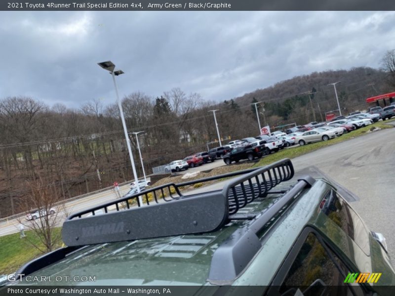 Yakama Roof Rack - 2021 Toyota 4Runner Trail Special Edition 4x4