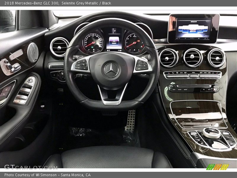 Selenite Grey Metallic / Black 2018 Mercedes-Benz GLC 300