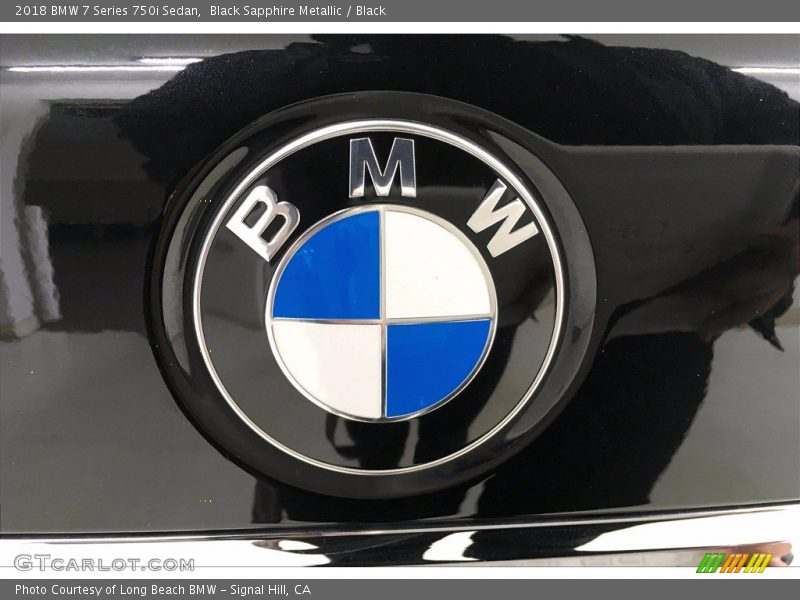 Black Sapphire Metallic / Black 2018 BMW 7 Series 750i Sedan