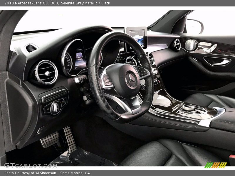 Selenite Grey Metallic / Black 2018 Mercedes-Benz GLC 300