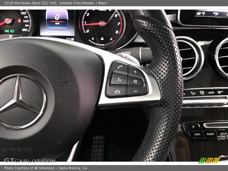 Selenite Grey Metallic / Black 2018 Mercedes-Benz GLC 300