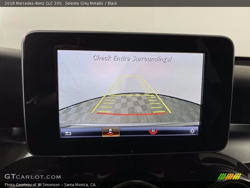Selenite Grey Metallic / Black 2018 Mercedes-Benz GLC 300