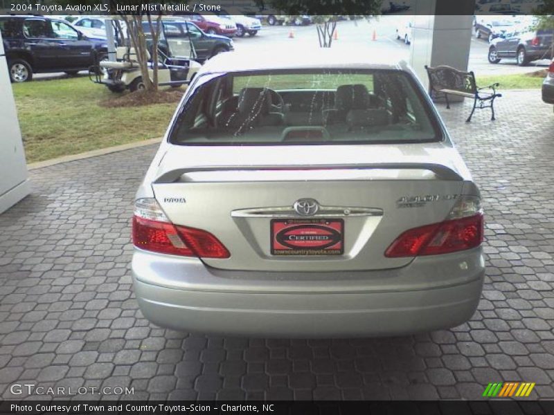 Lunar Mist Metallic / Stone 2004 Toyota Avalon XLS
