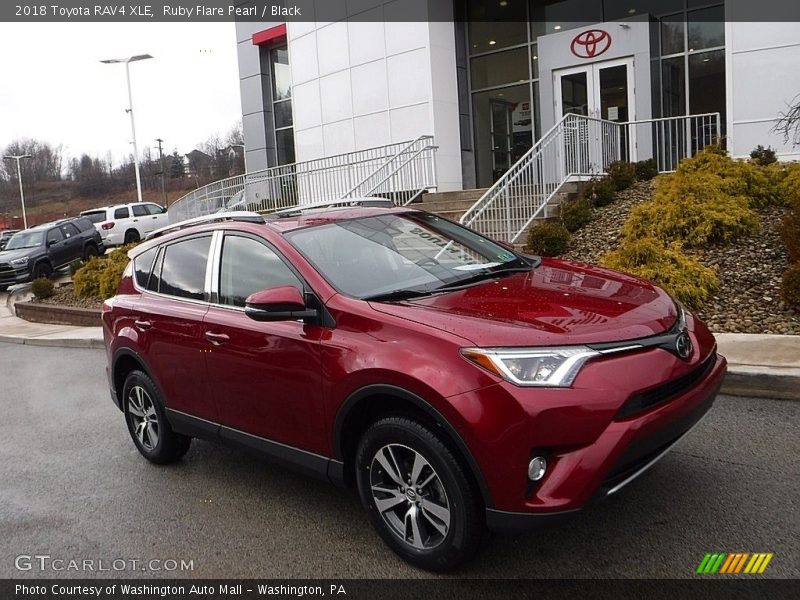 Ruby Flare Pearl / Black 2018 Toyota RAV4 XLE