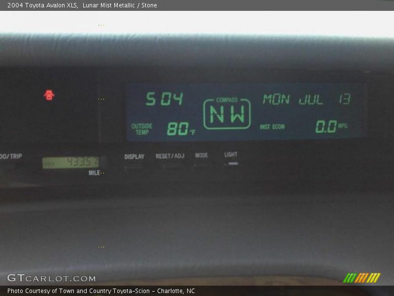 Lunar Mist Metallic / Stone 2004 Toyota Avalon XLS