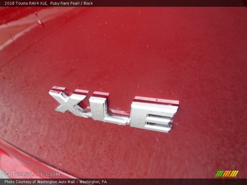 Ruby Flare Pearl / Black 2018 Toyota RAV4 XLE