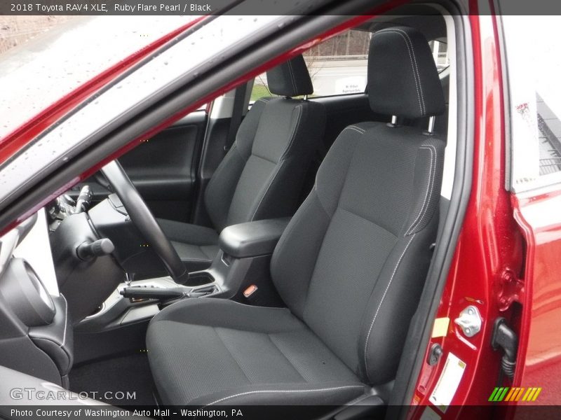 Ruby Flare Pearl / Black 2018 Toyota RAV4 XLE