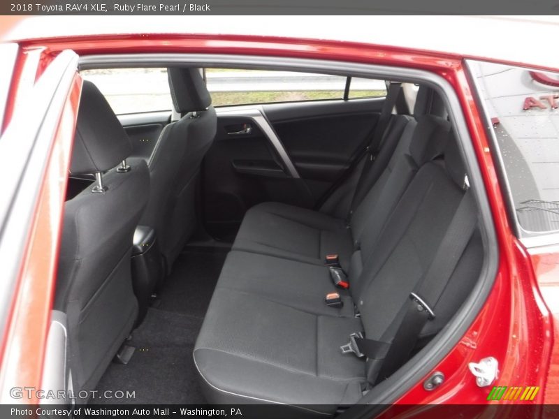 Ruby Flare Pearl / Black 2018 Toyota RAV4 XLE