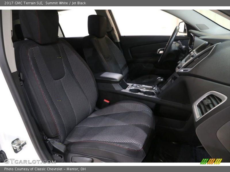 Summit White / Jet Black 2017 GMC Terrain SLE