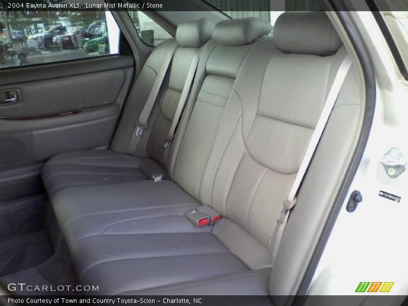 Lunar Mist Metallic / Stone 2004 Toyota Avalon XLS