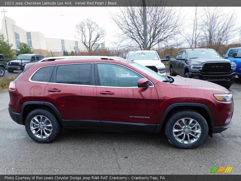  2021 Cherokee Latitude Lux 4x4 Velvet Red Pearl