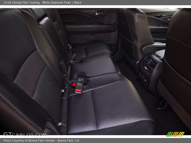 White Diamond Pearl / Black 2018 Honda Pilot Touring