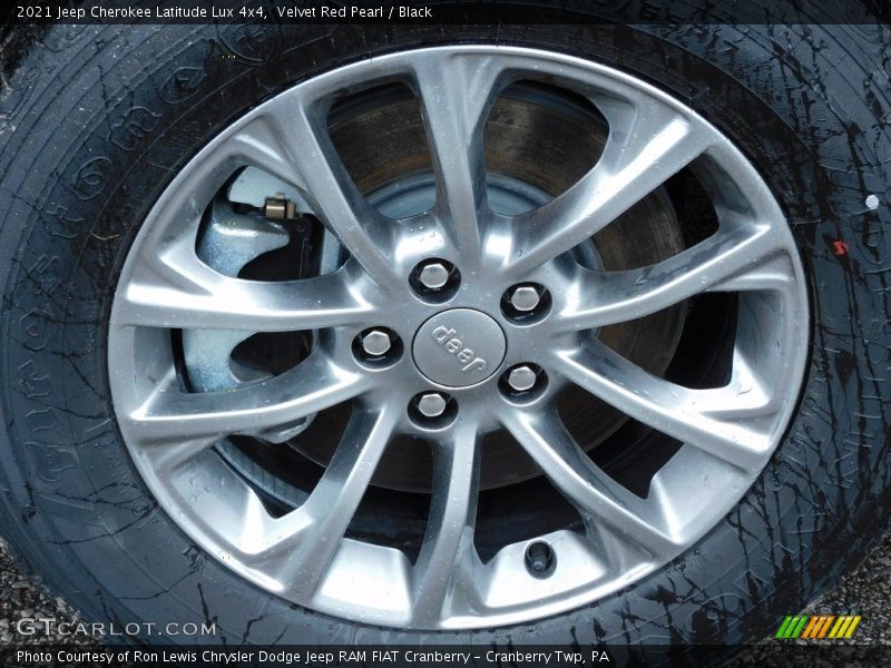  2021 Cherokee Latitude Lux 4x4 Wheel