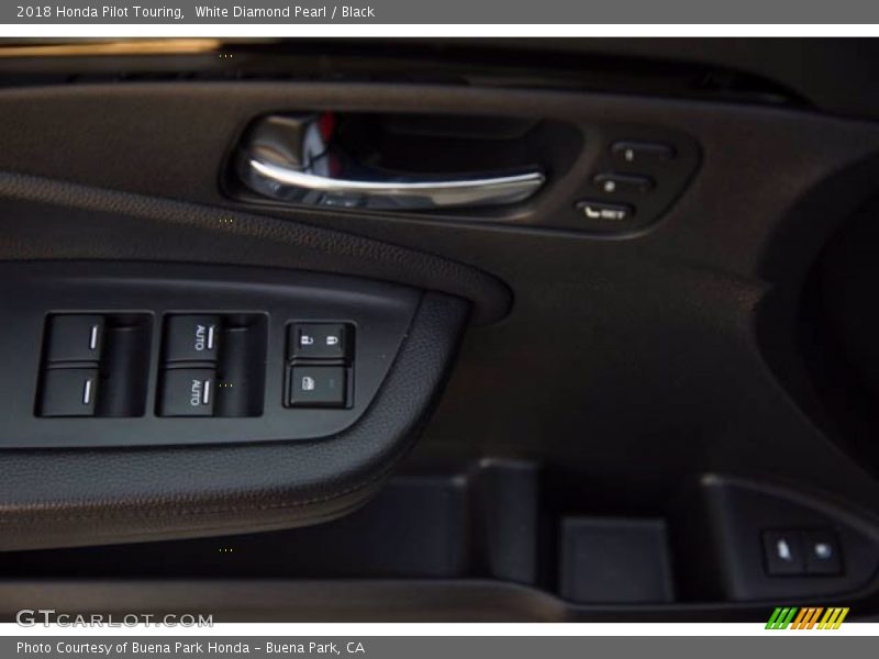 White Diamond Pearl / Black 2018 Honda Pilot Touring