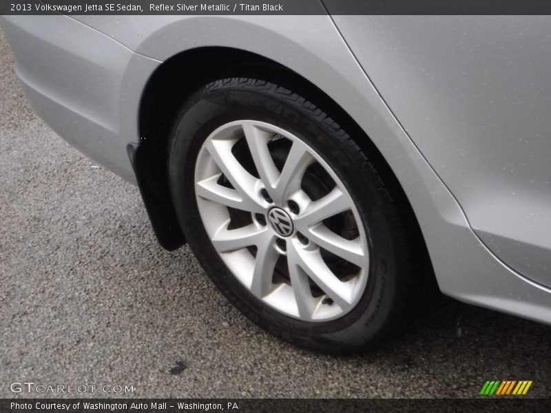 Reflex Silver Metallic / Titan Black 2013 Volkswagen Jetta SE Sedan