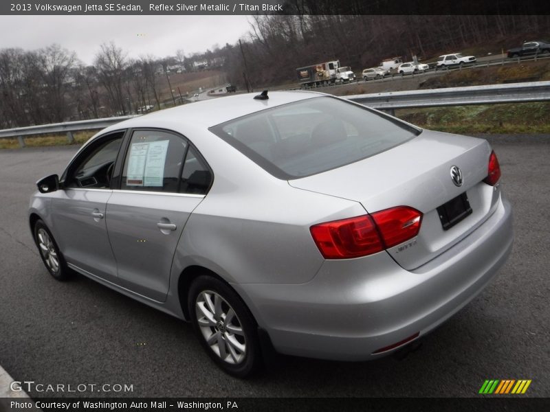 Reflex Silver Metallic / Titan Black 2013 Volkswagen Jetta SE Sedan