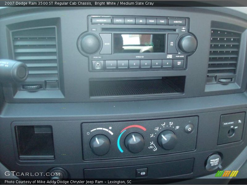 Bright White / Medium Slate Gray 2007 Dodge Ram 3500 ST Regular Cab Chassis