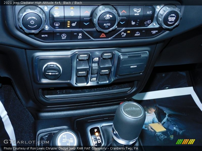 Black / Black 2021 Jeep Gladiator High Altitude 4x4