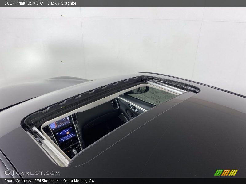 Sunroof of 2017 Q50 3.0t