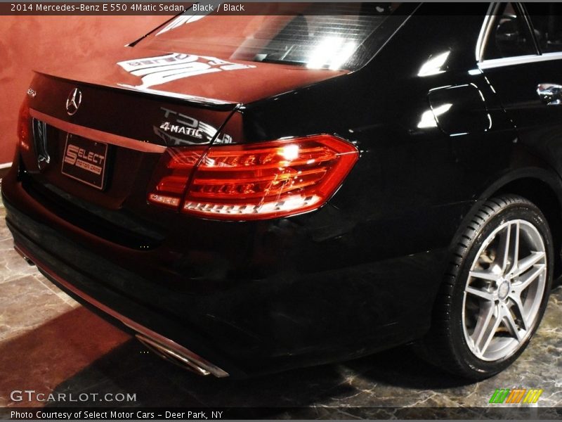 Black / Black 2014 Mercedes-Benz E 550 4Matic Sedan