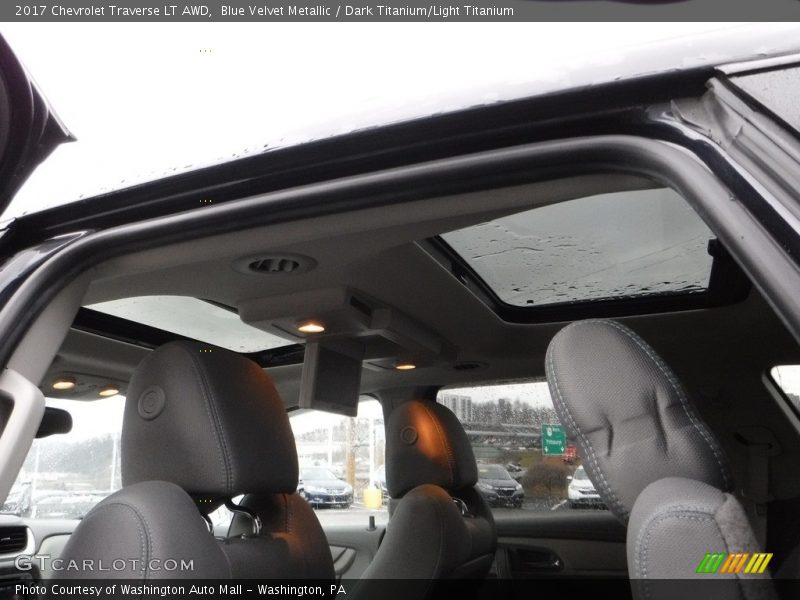 Blue Velvet Metallic / Dark Titanium/Light Titanium 2017 Chevrolet Traverse LT AWD