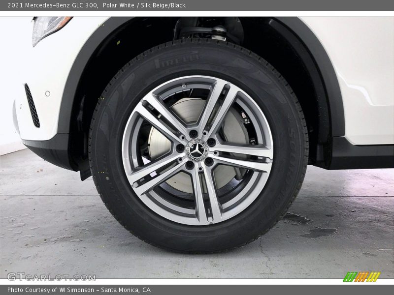 Polar White / Silk Beige/Black 2021 Mercedes-Benz GLC 300