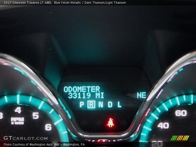 Blue Velvet Metallic / Dark Titanium/Light Titanium 2017 Chevrolet Traverse LT AWD