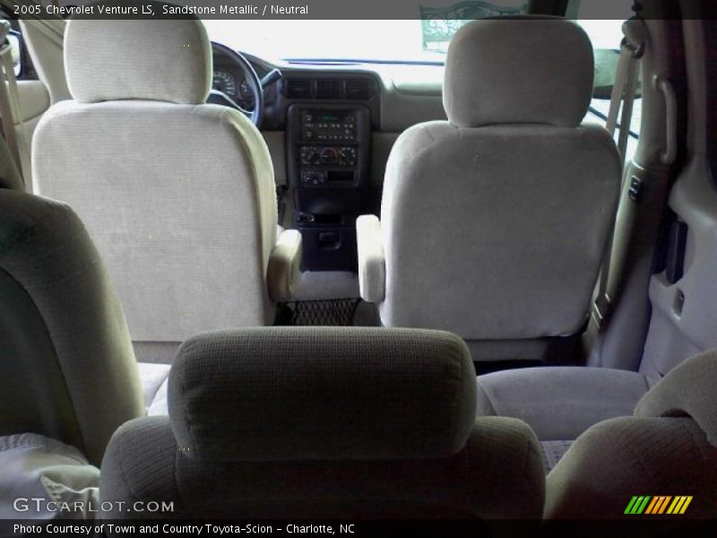 Sandstone Metallic / Neutral 2005 Chevrolet Venture LS