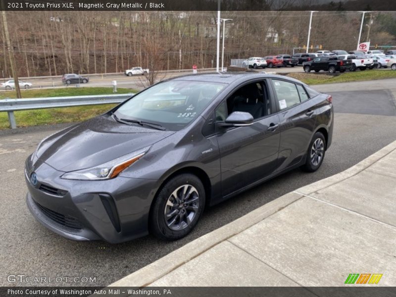 Front 3/4 View of 2021 Prius XLE