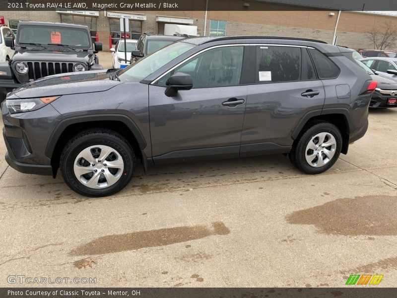 Magnetic Gray Metallic / Black 2021 Toyota RAV4 LE AWD