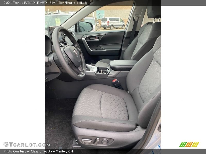 Silver Sky Metallic / Black 2021 Toyota RAV4 XLE AWD