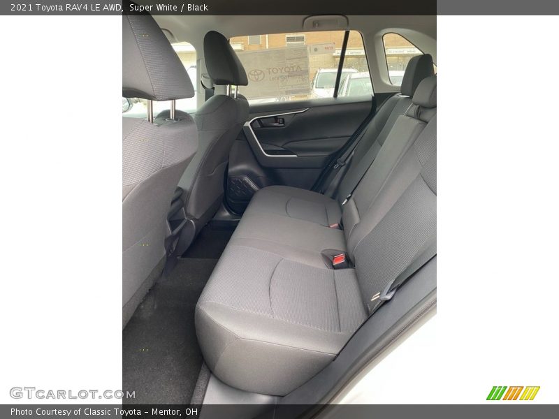 Super White / Black 2021 Toyota RAV4 LE AWD