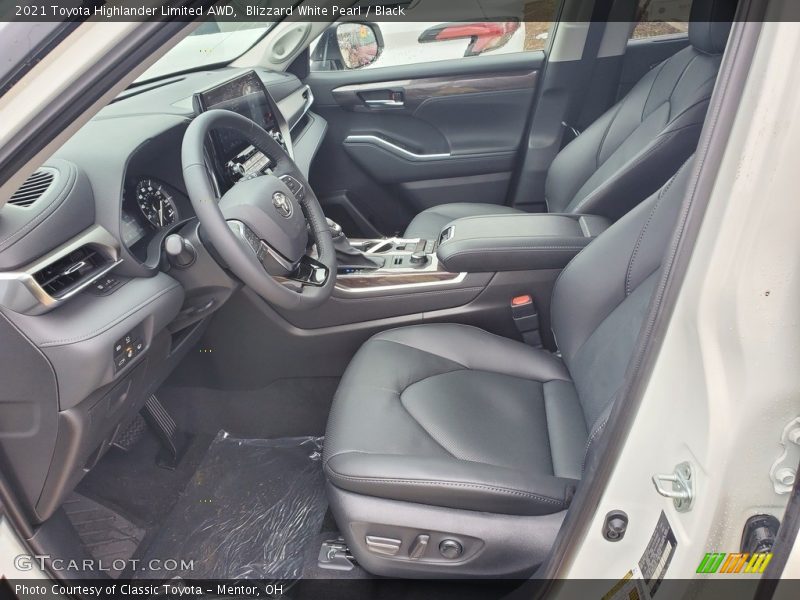 Blizzard White Pearl / Black 2021 Toyota Highlander Limited AWD