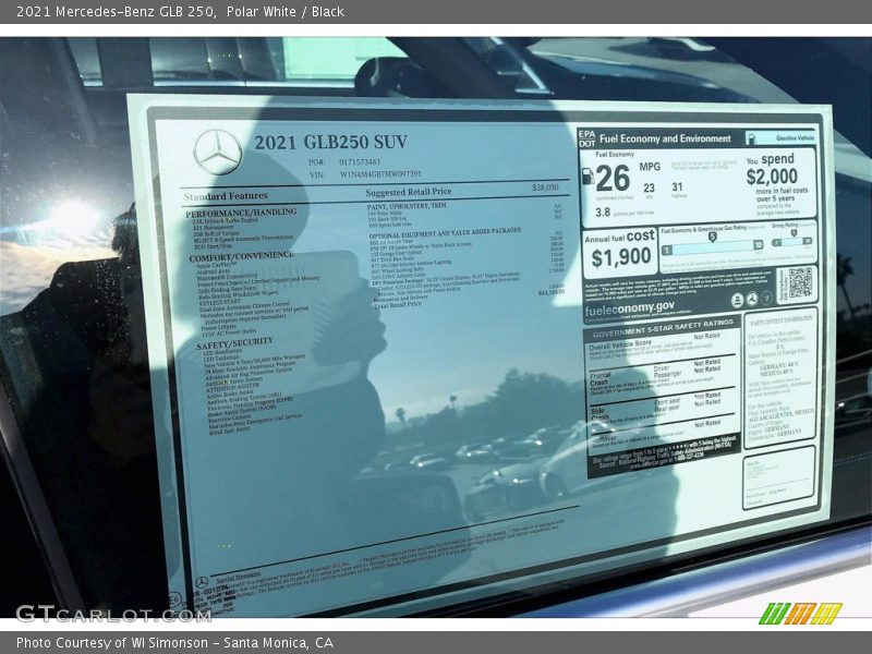 Polar White / Black 2021 Mercedes-Benz GLB 250