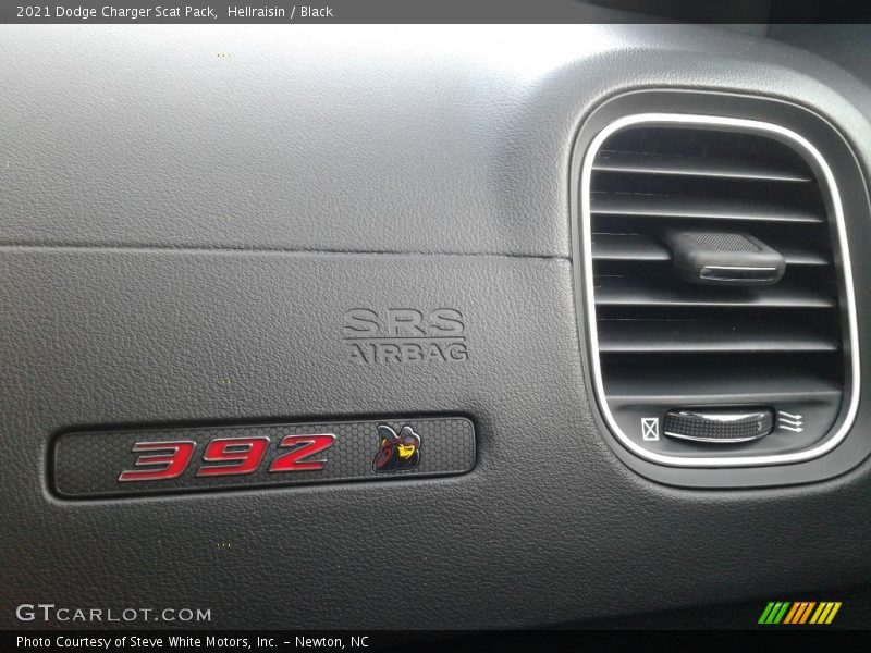 Hellraisin / Black 2021 Dodge Charger Scat Pack