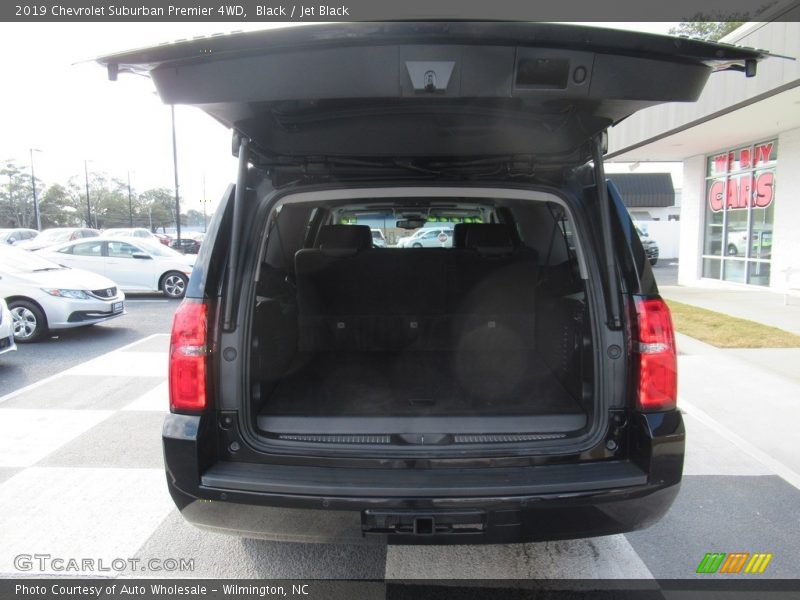 Black / Jet Black 2019 Chevrolet Suburban Premier 4WD