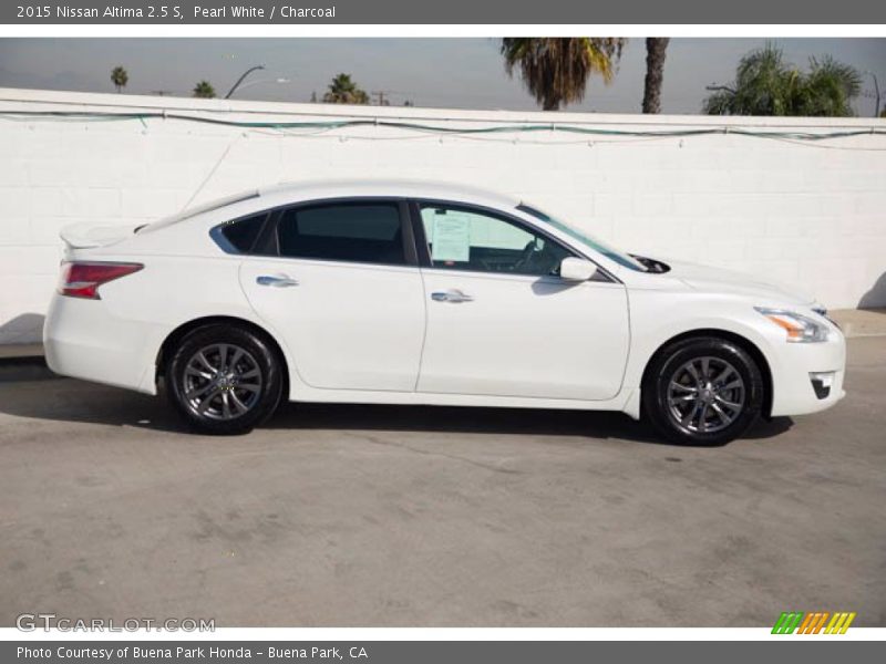 Pearl White / Charcoal 2015 Nissan Altima 2.5 S