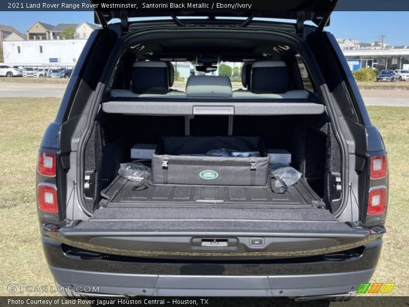  2021 Range Rover Westminster Trunk
