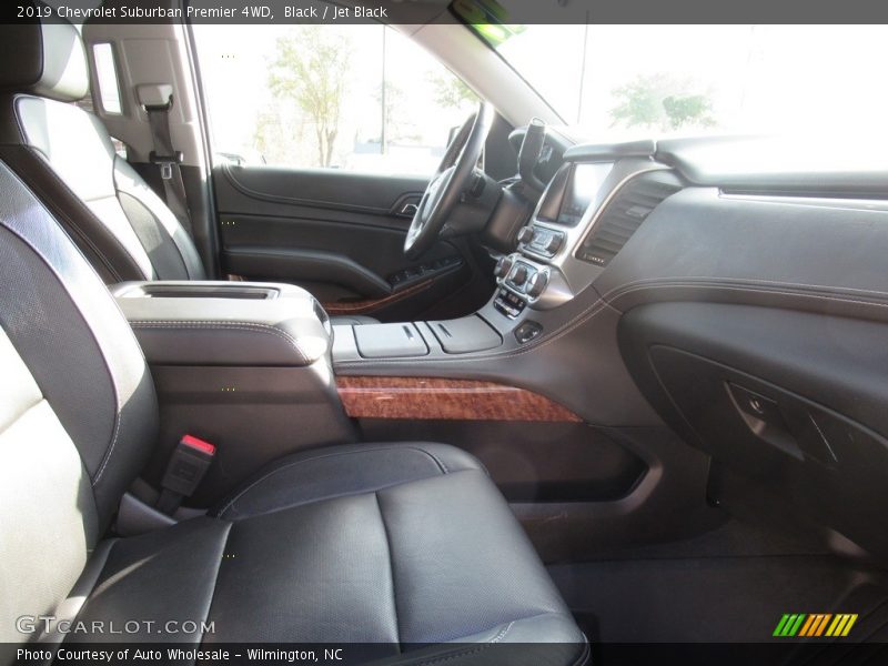 Black / Jet Black 2019 Chevrolet Suburban Premier 4WD