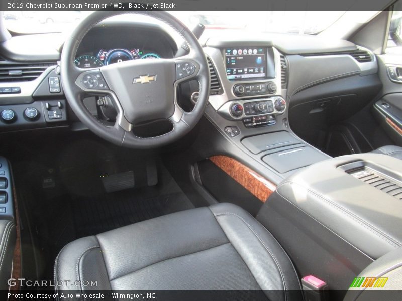 Black / Jet Black 2019 Chevrolet Suburban Premier 4WD