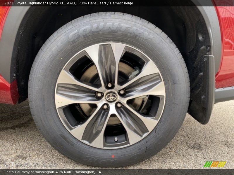 Ruby Flare Pearl / Harvest Beige 2021 Toyota Highlander Hybrid XLE AWD