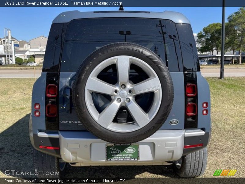 Tasman Blue Metallic / Acorn 2021 Land Rover Defender 110 SE
